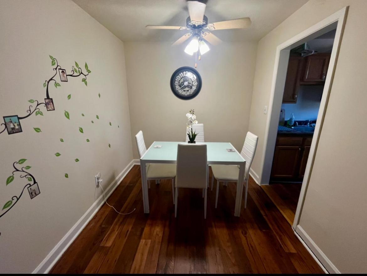 Incredible Find Near Washington Dc - 1 Private Room In Shared Apartment Landover Exterior foto